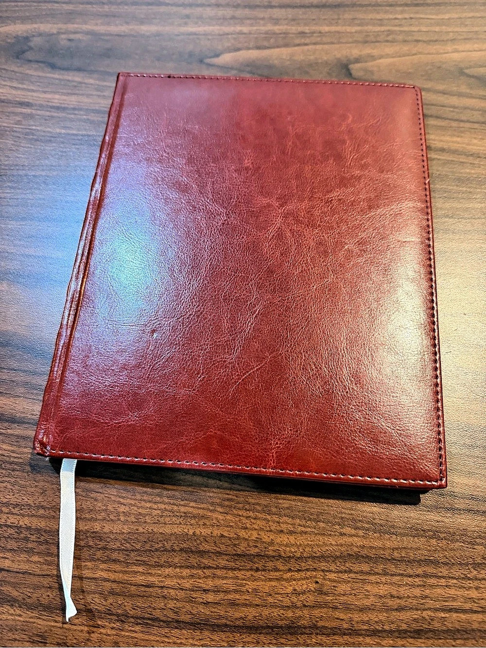 Eccolo World Traveler Geometric Hardcover Journal in Red & Gold Like New